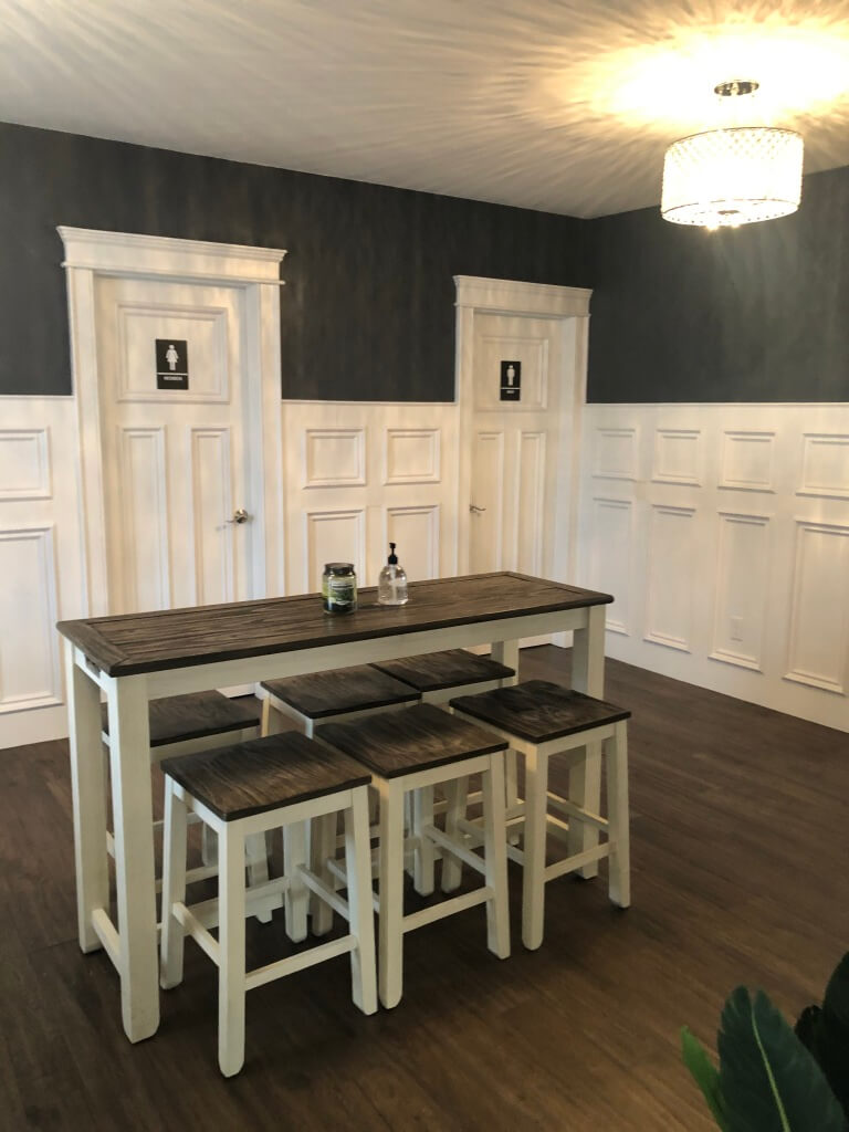 5fca81f1914ae-3971-5778-CoffeeLounge